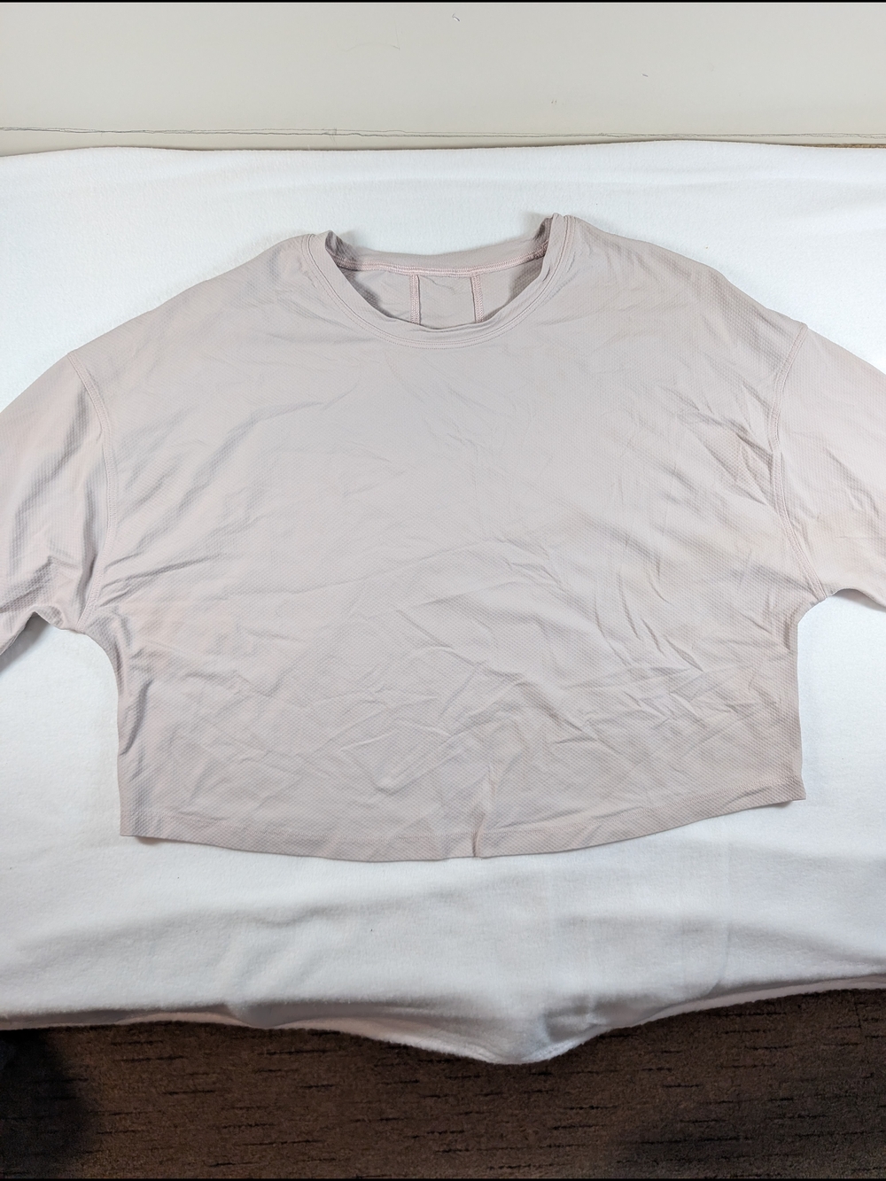 Lululemon Cropped Light Gray Long Sleeve Shirt - Picture 2 of 6
